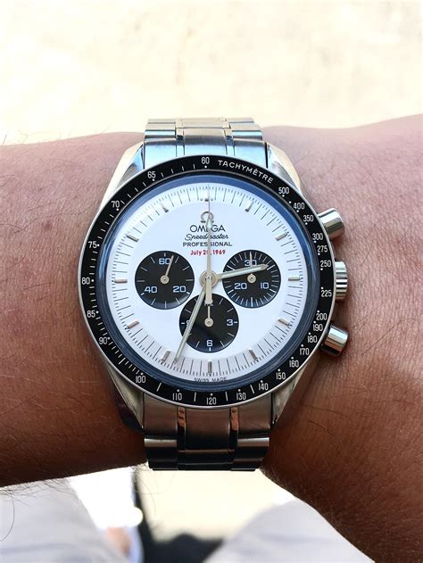 Omega Speedmaster panda